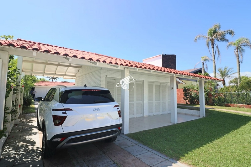 Casa à venda em Atlântida: 1ª foto da galeria de imagens do imóvel