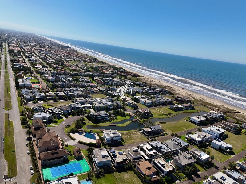 Lote/Terreno Beira Lago à venda no condomínio Playa Vista - Xangri-Lá: 19ª foto da galeria de imagens do imóvel