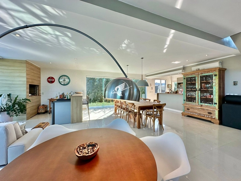 Casa beira lago à venda no condomínio Quintas do Lago: 10ª foto da galeria de imagens do imóvel