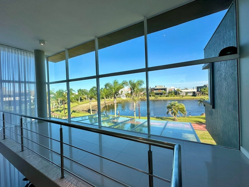 Casa beira lago à venda no condomínio Quintas do Lago: 22ª foto da galeria de imagens do imóvel