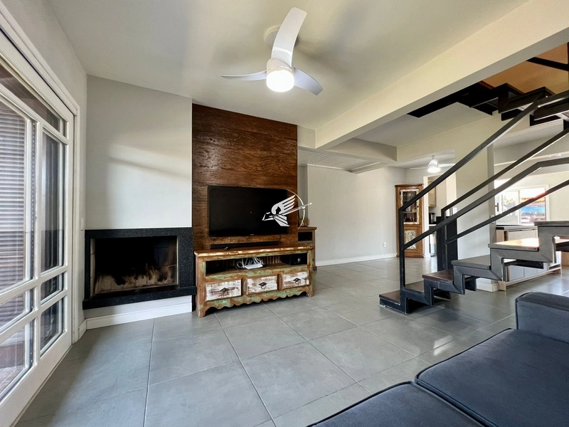 Apartamento á venda em Xangri-lá: 3ª foto da galeria de imagens do imóvel