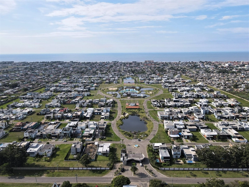 Casa à venda no condomínio Dubai Resort : 43ª foto da galeria de imagens do imóvel