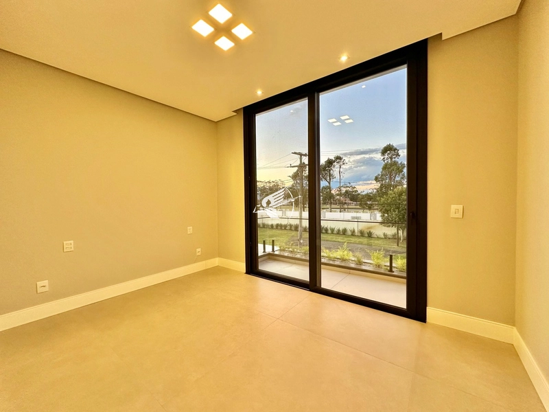 Casa Beira Lago à venda no condomínio Malibu Beach Residence: 16ª foto da galeria de imagens do imóvel