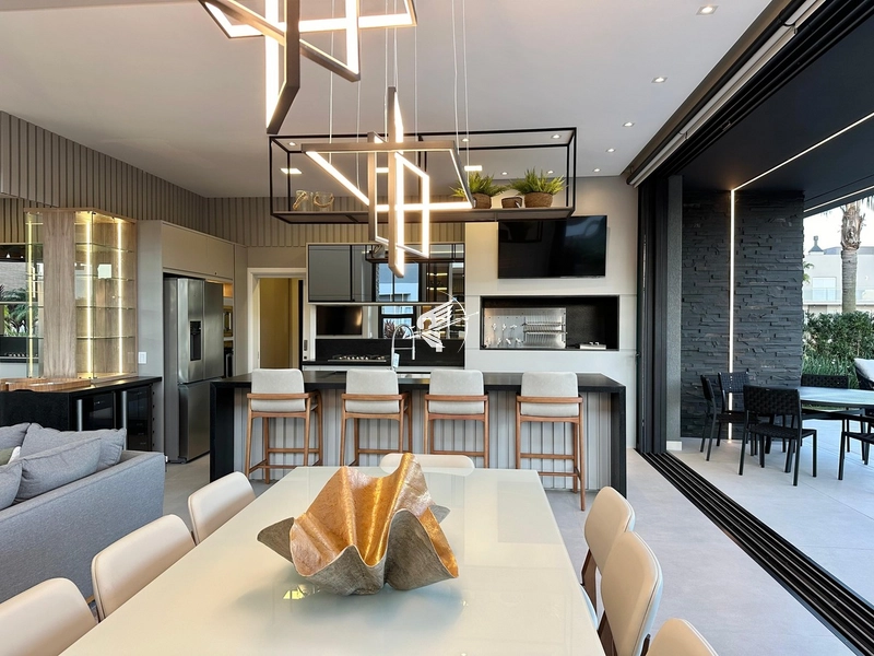 Casa Beira Lago à venda no condomínio Malibu Beach Residence: 4ª foto da galeria de imagens do imóvel