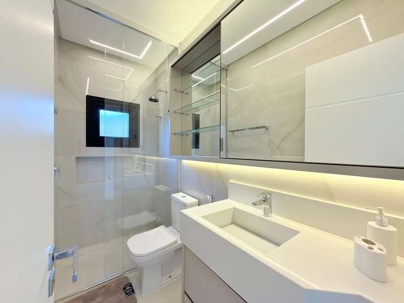 Casa Beira Lago à venda no condomínio Malibu Beach Residence: 35ª foto da galeria de imagens do imóvel