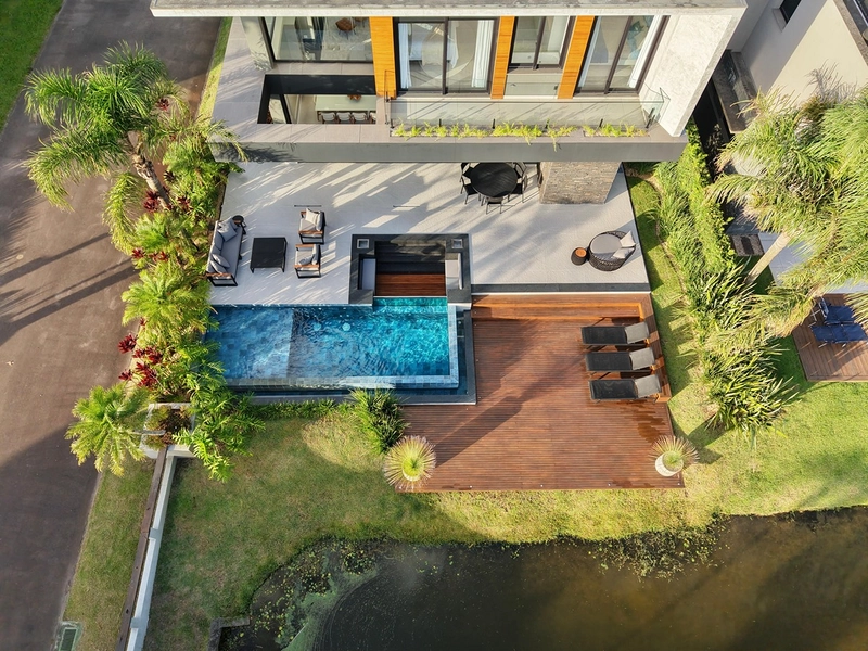 Casa Beira Lago à venda no condomínio Malibu Beach Residence: 42ª foto da galeria de imagens do imóvel