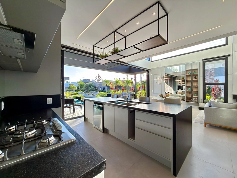 Casa Beira Lago à venda no condomínio Malibu Beach Residence: 8ª foto da galeria de imagens do imóvel