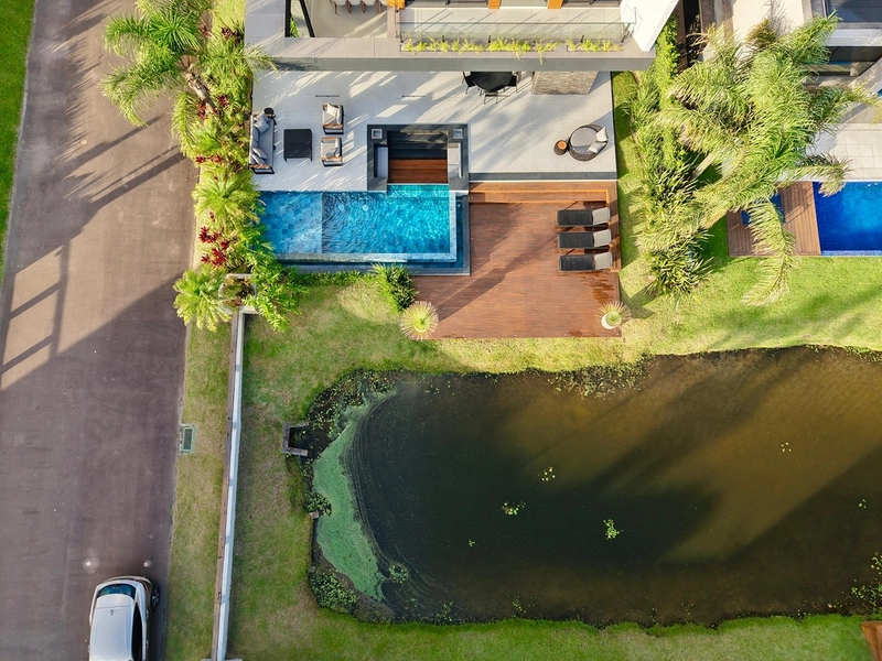 Casa Beira Lago à venda no condomínio Malibu Beach Residence: 43ª foto da galeria de imagens do imóvel