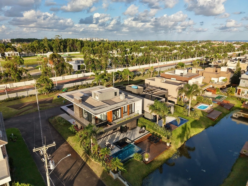 Casa Beira Lago à venda no condomínio Malibu Beach Residence: 46ª foto da galeria de imagens do imóvel