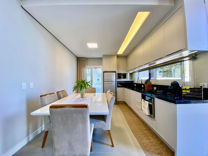 Casa de esquina a venda : 36ª foto da galeria de imagens do imóvel