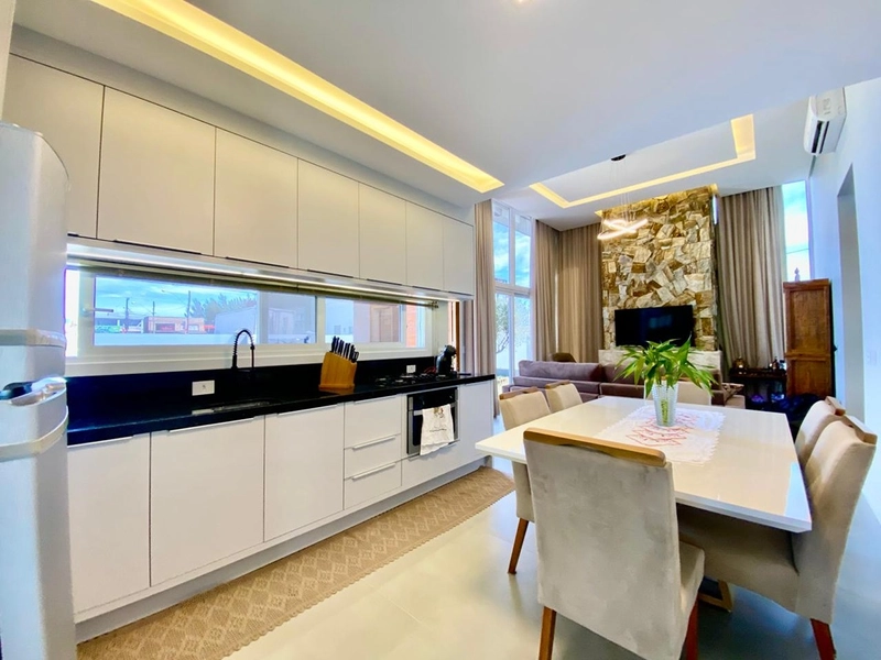 Casa de esquina a venda : 16ª foto da galeria de imagens do imóvel