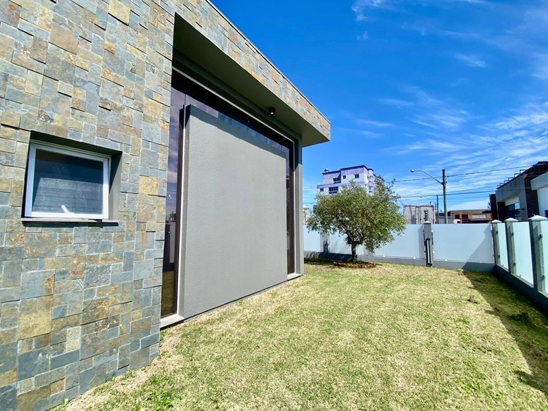 Casa de esquina a venda : 37ª foto da galeria de imagens do imóvel