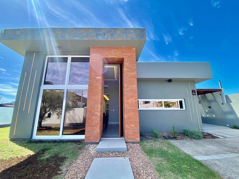 Casa de esquina a venda : 3ª foto da galeria de imagens do imóvel