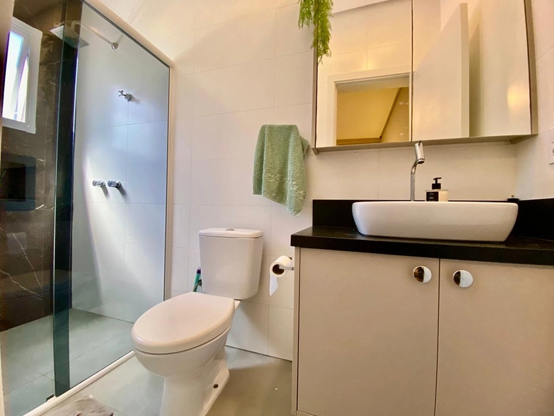 Casa de esquina a venda : 13ª foto da galeria de imagens do imóvel