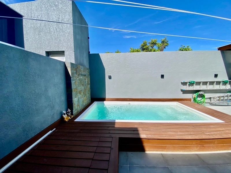 Casa de esquina a venda : 10ª foto da galeria de imagens do imóvel