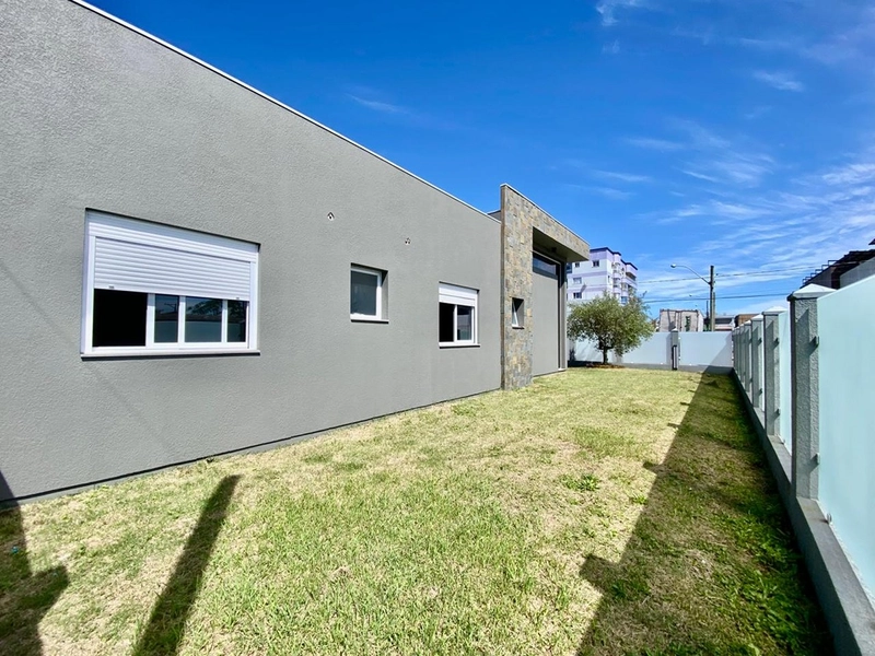 Casa de esquina a venda : 25ª foto da galeria de imagens do imóvel