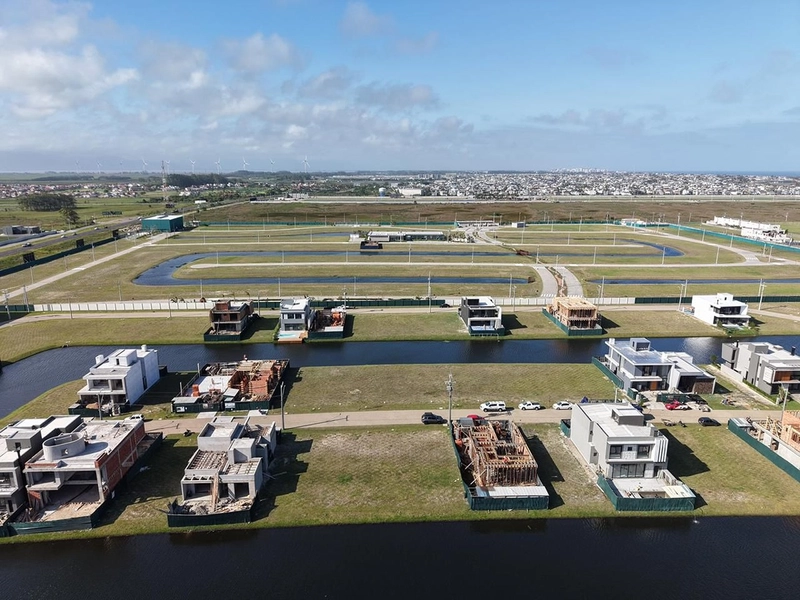 Lote/Terreno beira lago no condomínio Zen Concept Resort : 9ª foto da galeria de imagens do imóvel