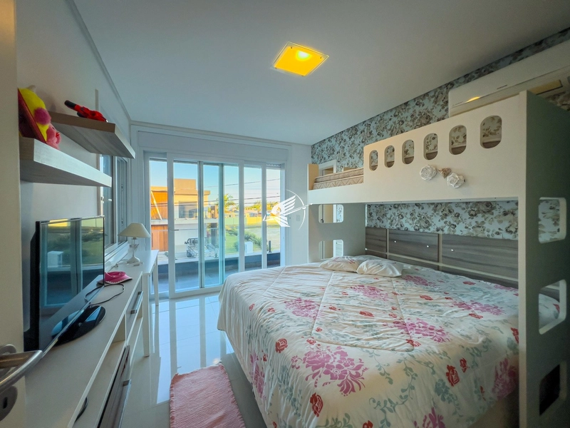 Casa beira lago à venda no condomínio Celebration em Xangri-Lá: 33ª foto da galeria de imagens do imóvel
