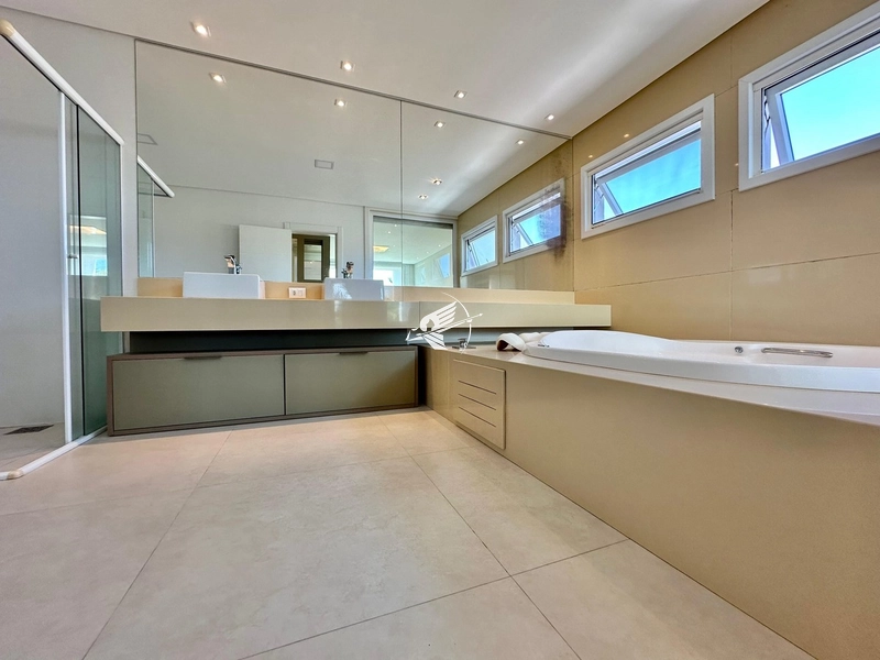 Sobrado beira lago à venda no condomínio Malibu Beach Residence: 20ª foto da galeria de imagens do imóvel