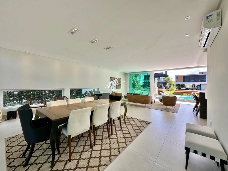 Sobrado beira lago à venda no condomínio Malibu Beach Residence: 5ª foto da galeria de imagens do imóvel