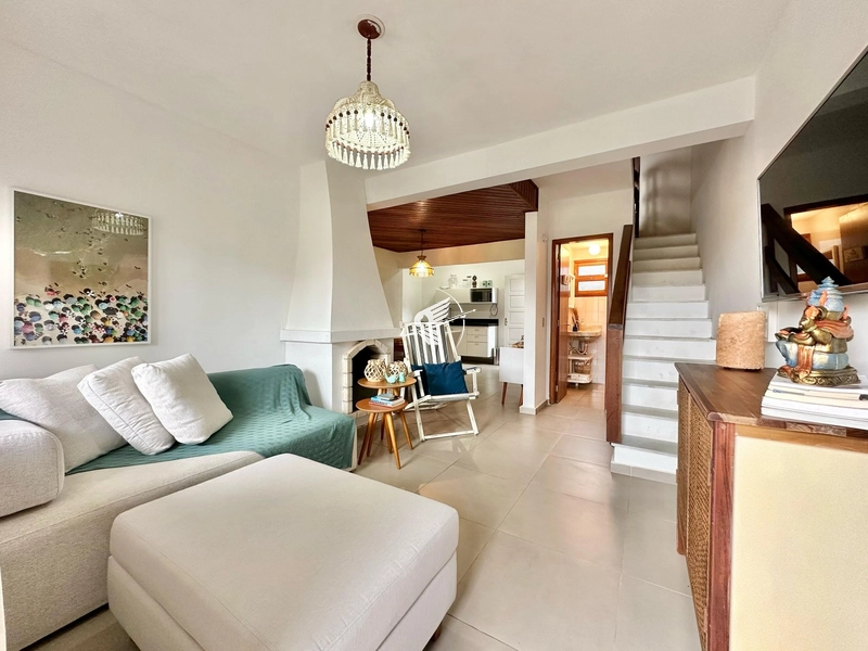 Duplex beira mar à venda no Centro de Xangri-Lá: 1ª foto da galeria de imagens do imóvel