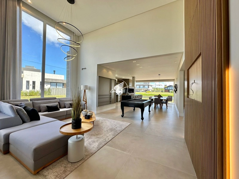 Casa à venda no Condomínio Costa Serena: 2ª foto da galeria de imagens do imóvel
