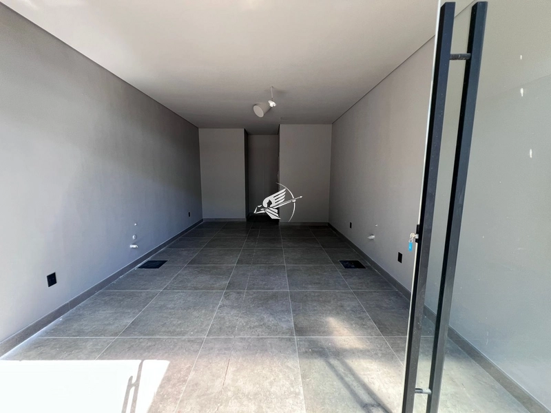 Loja comercial em Atlântida: 2ª foto da galeria de imagens do imóvel