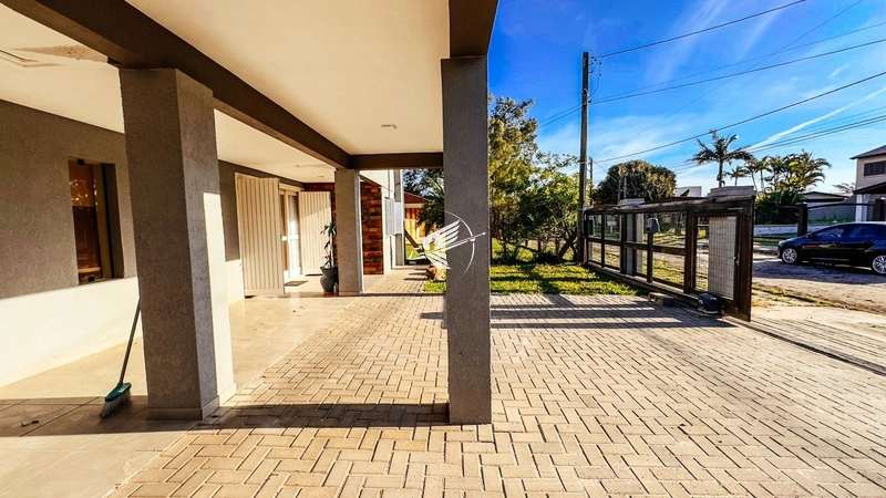 Casa à venda no Centro de Xangri-Lá: 6ª foto da galeria de imagens do imóvel