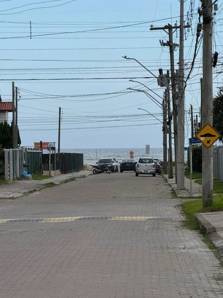 Casa térrea à venda no Centro de Xangri-Lá: 2ª foto da galeria de imagens do imóvel