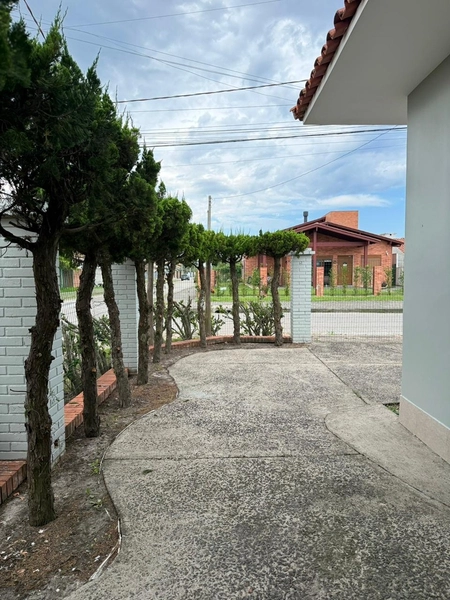 Casa térrea à venda no Centro de Xangri-Lá: 6ª foto da galeria de imagens do imóvel