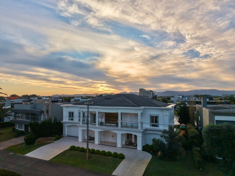 Casa à venda no Condomínio Enseada Lagos: 3ª foto da galeria de imagens do imóvel