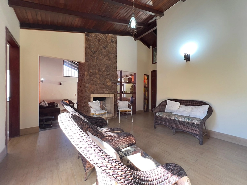 Casa à venda no Centro de Xangri-Lá: 3ª foto da galeria de imagens do imóvel