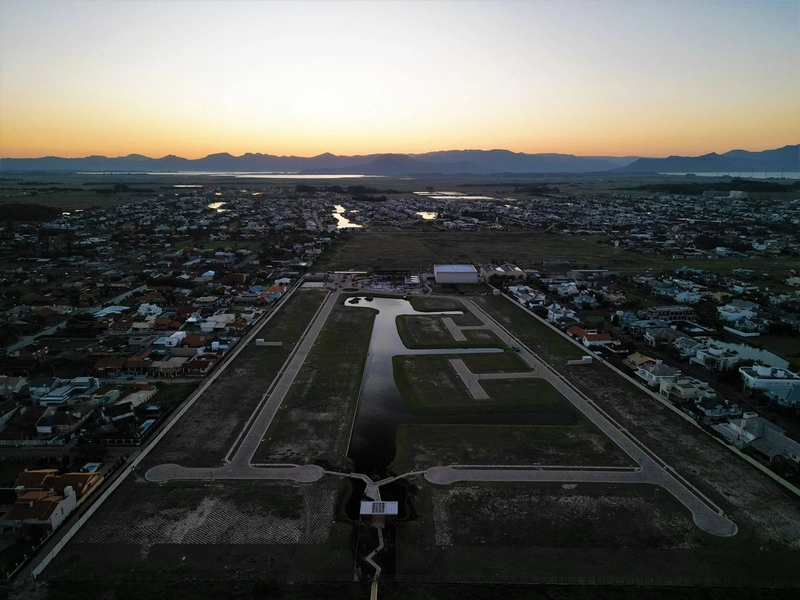 Lote/Terreno à venda no condomínio Los Cobos em Xangri-Lá: 3ª foto da galeria de imagens do imóvel
