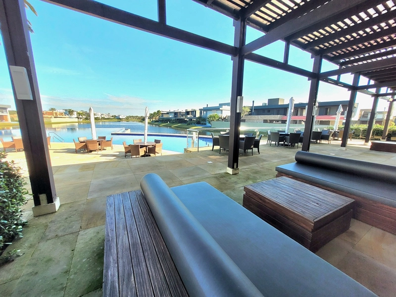 Lote/Terreno beira lago no condomínio Enseada Lagos : 7ª foto da galeria de imagens do imóvel