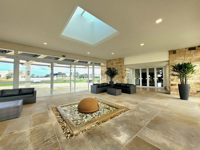 Lote/Terreno beira lago no condomínio Enseada Lagos : 23ª foto da galeria de imagens do imóvel