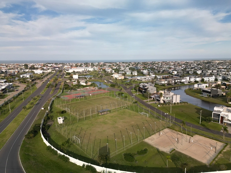 Lote/Terreno beira lago no condomínio Enseada Lagos : 63ª foto da galeria de imagens do imóvel