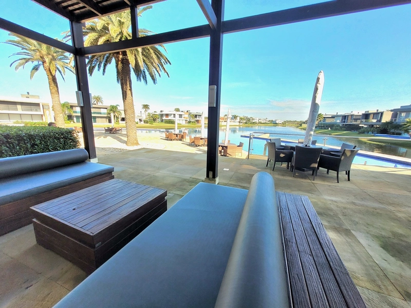 Lote/Terreno beira lago no condomínio Enseada Lagos : 8ª foto da galeria de imagens do imóvel