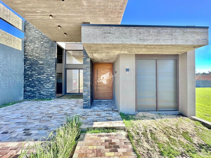 Casa à venda no Loteamento Santorini - Xangri-Lá: 1ª foto da galeria de imagens do imóvel