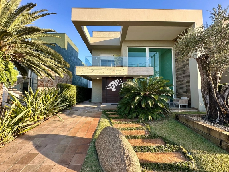 Sobrado beira lago à venda no condomínio Capão Ilhas Resort: 1ª foto da galeria de imagens do imóvel