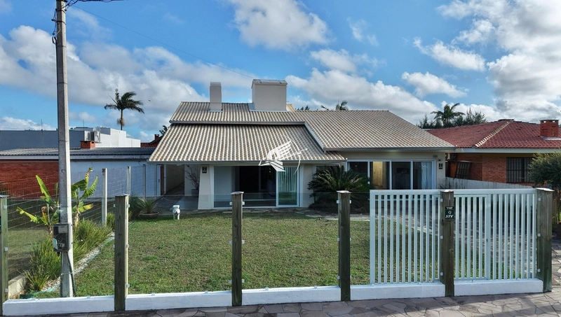 Casa à venda em Atlântida - Xangri-Lá: 1ª foto da galeria de imagens do imóvel