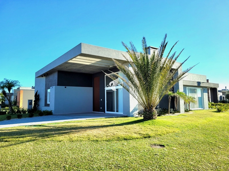 Casa à venda no condomínio Riviera em Xangri-Lá: 1ª foto da galeria de imagens do imóvel