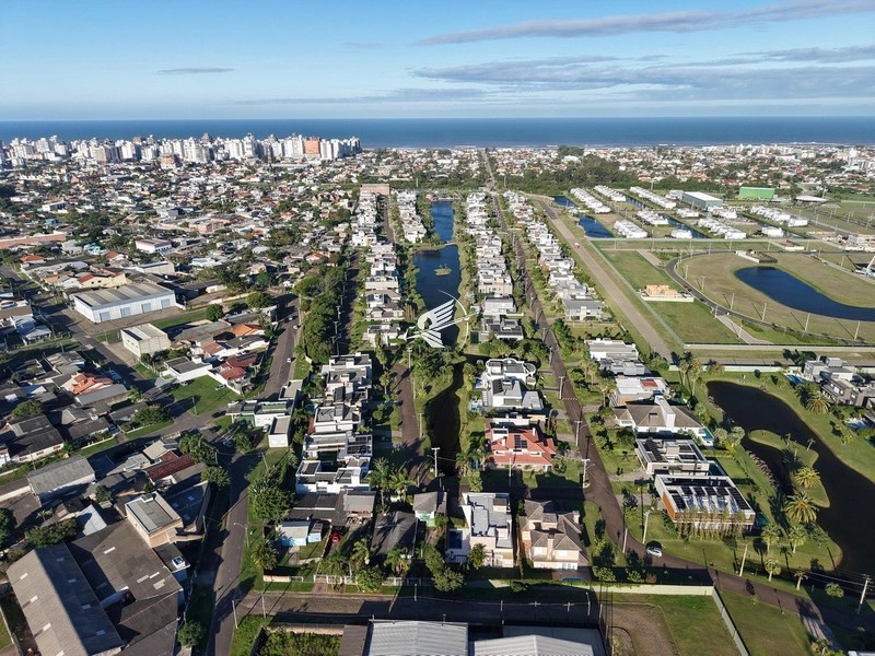 Sobrado beira lago no condomínio Villagio Atlântida: 26ª foto da galeria de imagens do imóvel