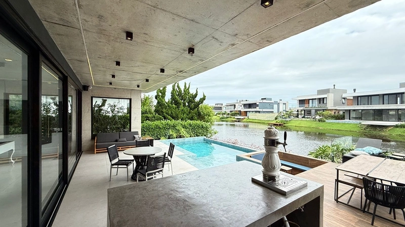 Sobrado à venda no Condomínio em Xangri-Lá: 8ª foto da galeria de imagens do imóvel