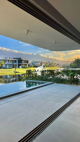 Luxo, sofisticação e natureza - Sobrado à venda no condomínio Capão Ilhas Resort : 14ª foto da galeria de imagens do imóvel