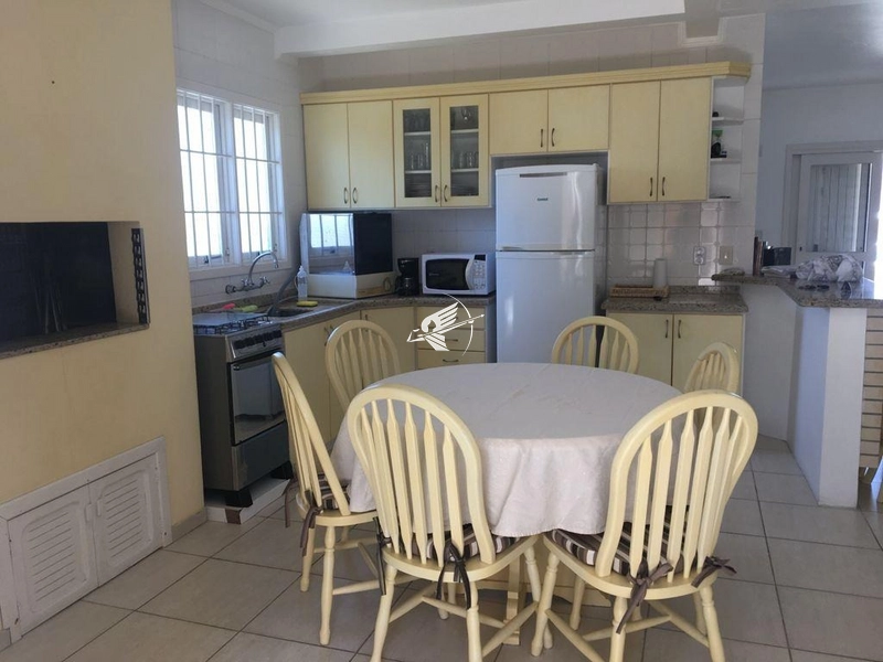 Casa á venda em Atlântida Sul: 11ª foto da galeria de imagens do imóvel