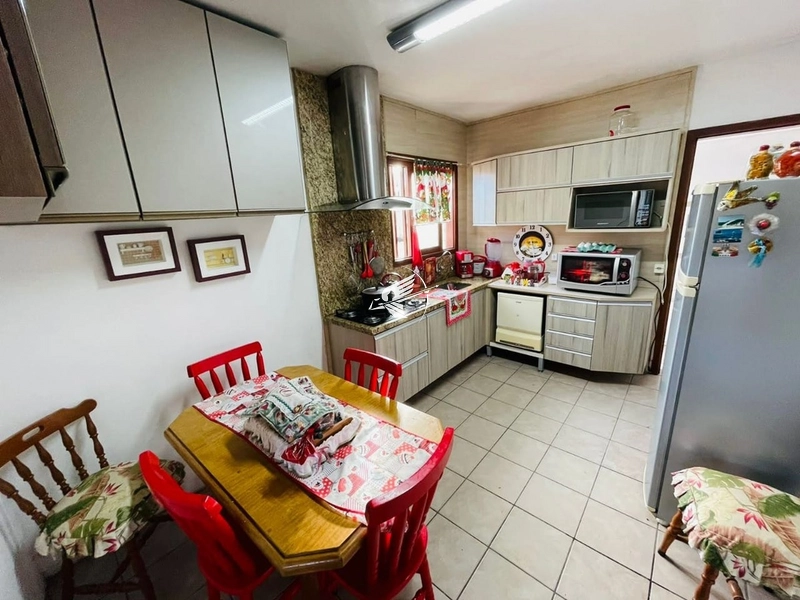 Casa à venda no Centro de Xangri-Lá: 5ª foto da galeria de imagens do imóvel