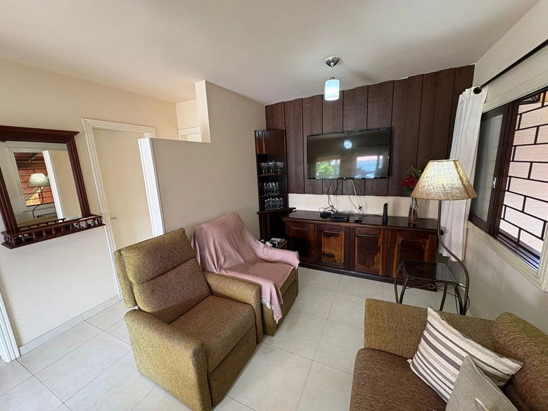 Casa a venda : 10ª foto da galeria de imagens do imóvel