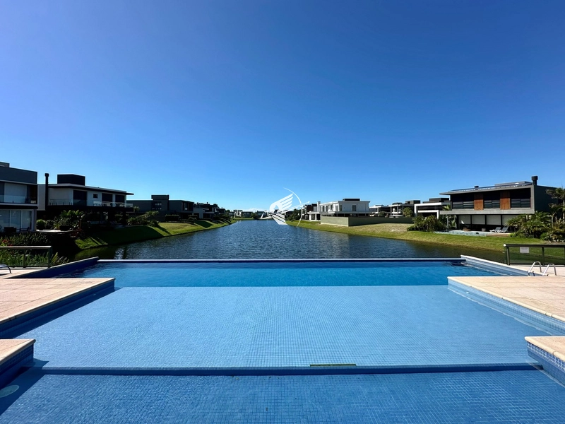 Lote/Terreno Beira Lago à venda no condomínio Celebration em Xangri-Lá: 13ª foto da galeria de imagens do imóvel