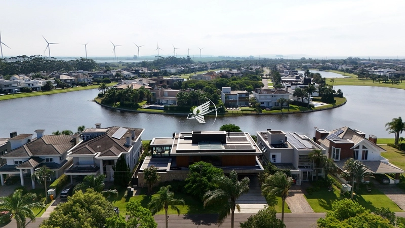Casa Beira Lago à venda no condomínio Bosques de Atlântida: 3ª foto da galeria de imagens do imóvel