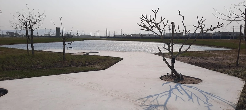 Lote/Terreno beira lago no condomínio Zen Concept Resort : 12ª foto da galeria de imagens do imóvel